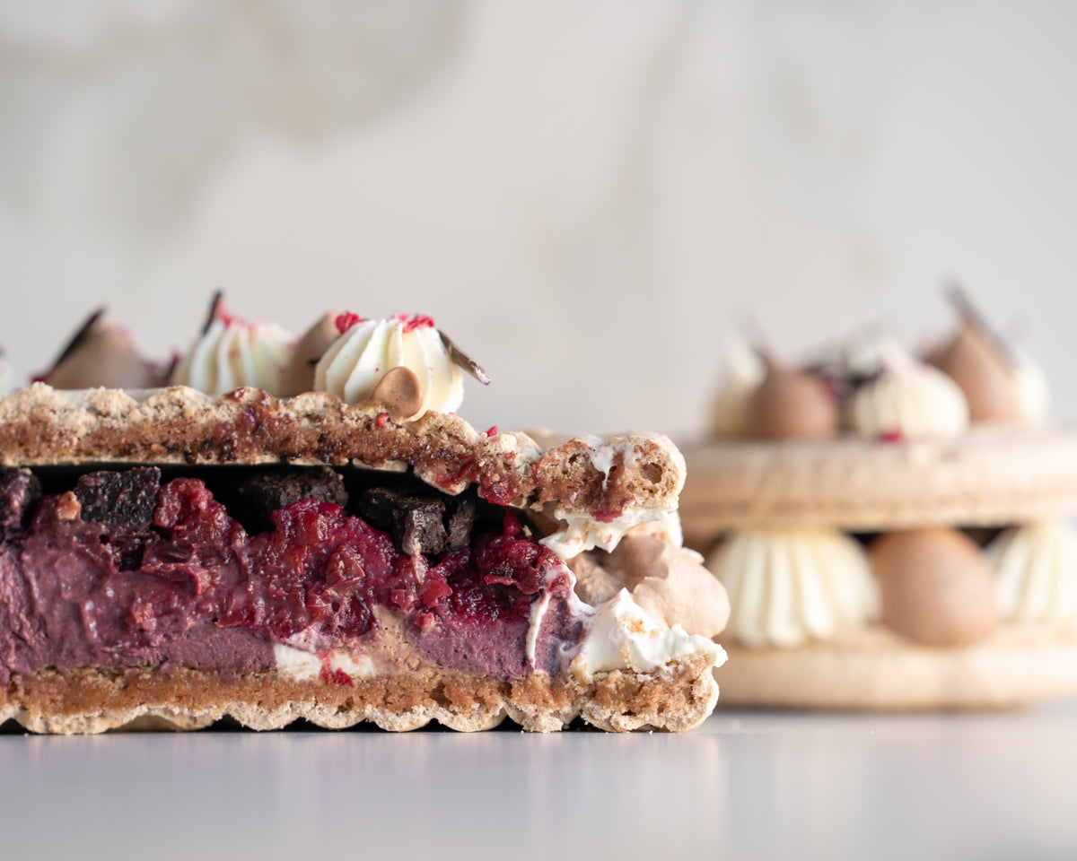 Macaron Gâteau - Black Forest